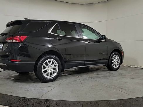 Used 2022 Chevrolet Equinox LT image 7