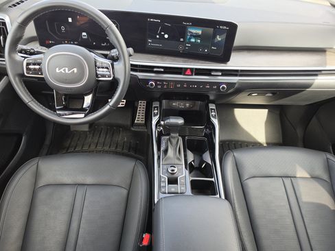 Used 2025 Kia Sorento SX AWD/4WD image 9