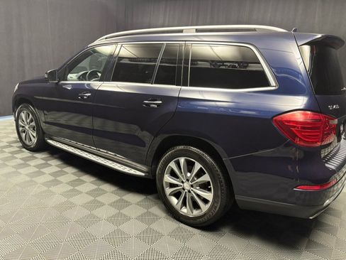 Used 2015 Mercedes-Benz GL 450 4MATIC w/ Premium Package w/ Lighting Package image 16