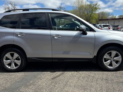 Used 2014 Subaru Forester 2.5i Limited AWD/4WD image 11