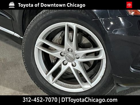Used 2015 Audi Q5 2.0T Premium Plus w/ Technology Package AWD/4WD image 2