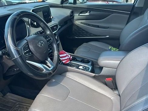 Used 2019 Hyundai Santa Fe FWD image 11