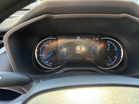 Used 2024 Toyota RAV4 XLE AWD/4WD image 24
