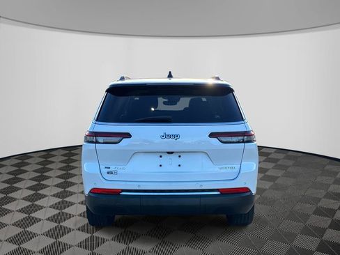 Used 2023 Jeep Grand Cherokee L Limited AWD/4WD image 6