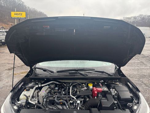 Used 2025 Nissan Sentra S image 30