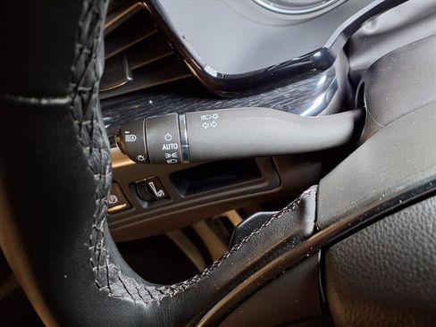 Certified 2023 Cadillac XT5 Premium Luxury image 8