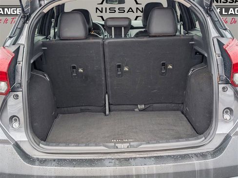 Used 2019 Nissan Kicks SR w/ SR Premium Package image 12