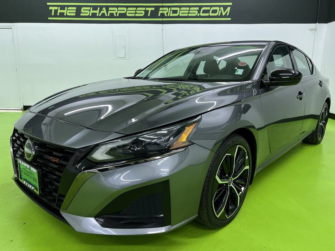 Used 2024 Nissan Altima 2.5 SR FWD image 5