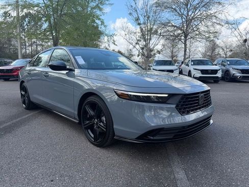 Used 2024 Honda Accord Sport image 1