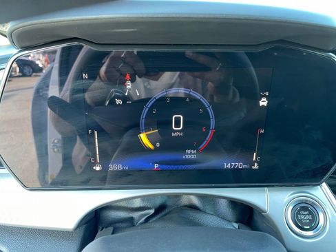 Used 2025 Chevrolet Trax LT image 39