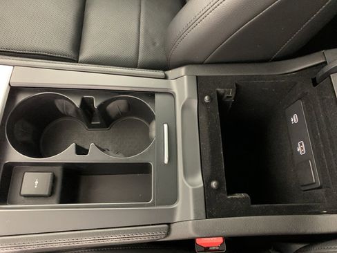 Used 2022 Jaguar F-PACE S image 29