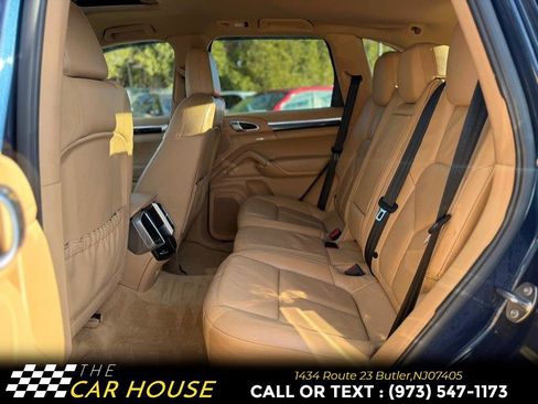 Used 2011 Porsche Cayenne S image 12