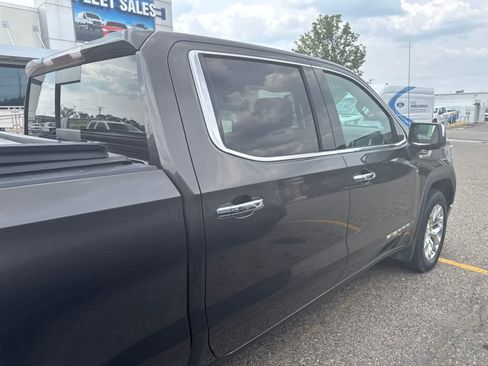 Used 2019 GMC Sierra 1500 SLT w/ SLT Convenience Package AWD/4WD image 24