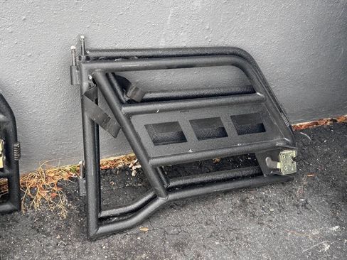 Used 2016 Jeep Wrangler Unlimited Sport image 25