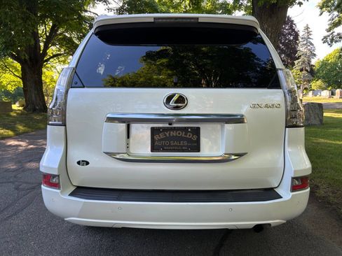 Used 2020 Lexus GX 460 Premium w/ Premium Package AWD/4WD image 21
