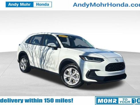 Used 2025 Honda HR-V LX image 1