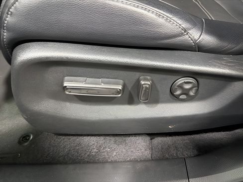 Used 2017 Honda CR-V EX-L image 13