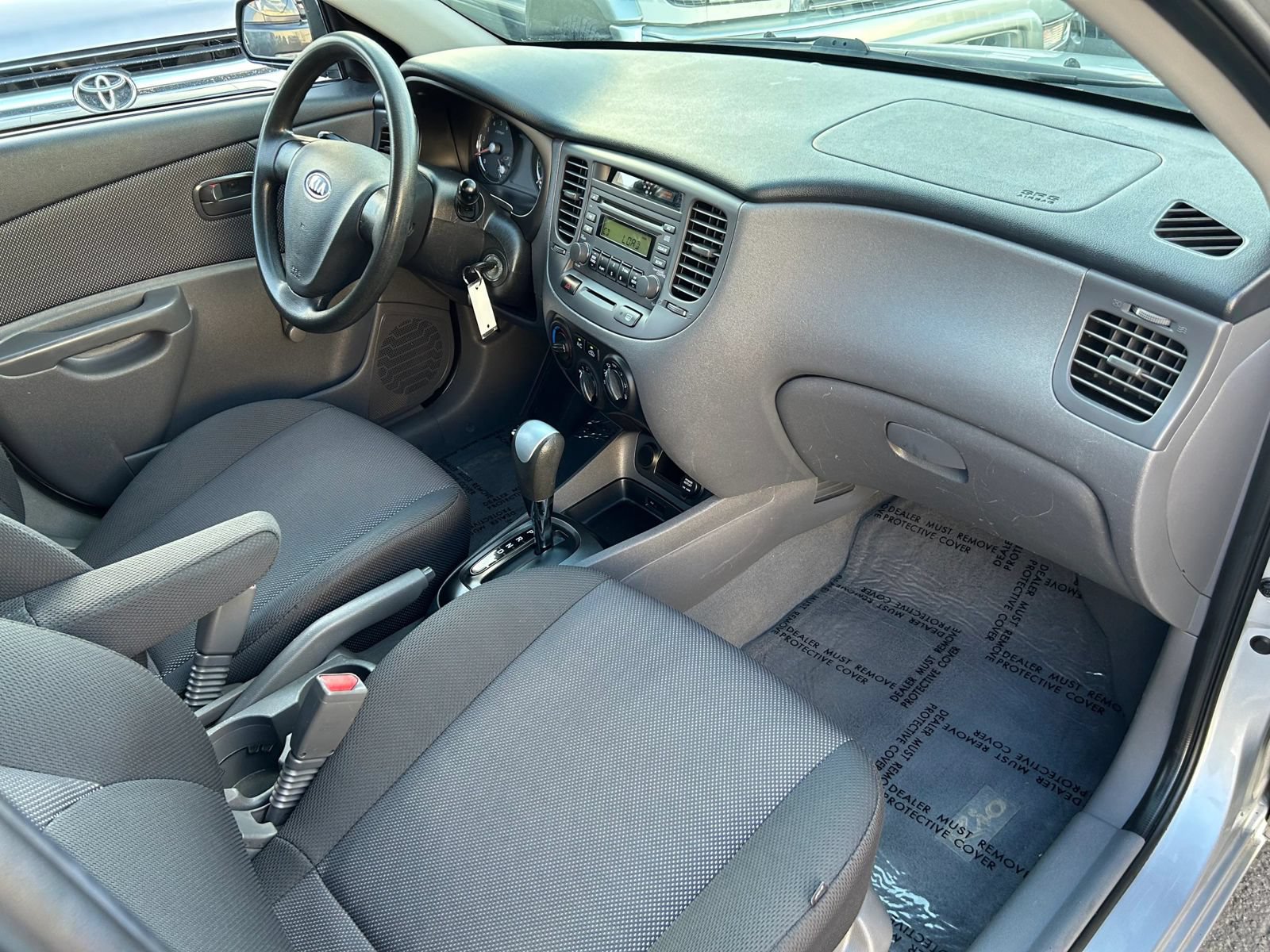 Used 2008 Kia Rio LX FWD image 23
