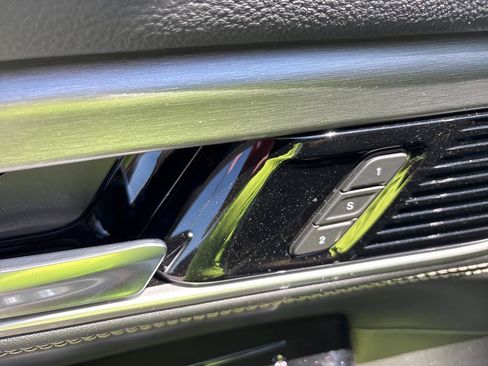 New 2026 Jeep Grand Wagoneer Limited AWD/4WD image 23