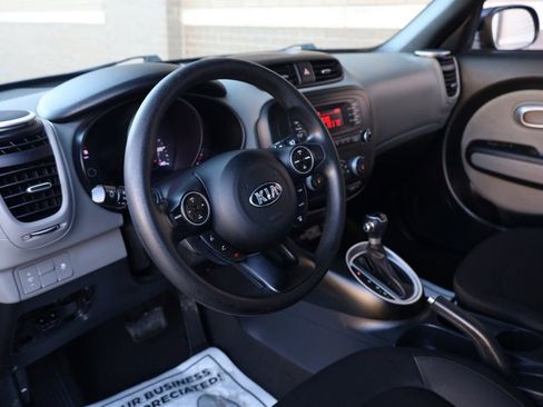 Used 2016 Kia Soul image 13