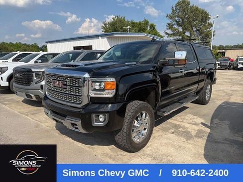 Used 2018 GMC Sierra 2500 Denali w/ Duramax Plus Package AWD/4WD image 1