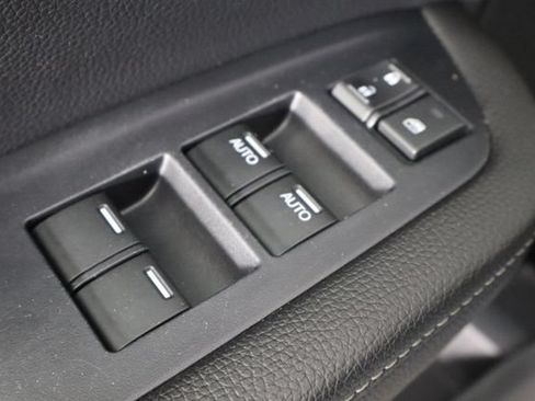 Used 2024 Honda Ridgeline Sport image 17