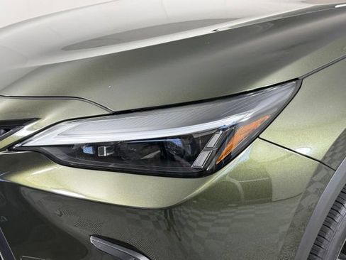 Used 2023 Lexus NX 250 FWD w/ Towing Package (2000 Lbs) image 16