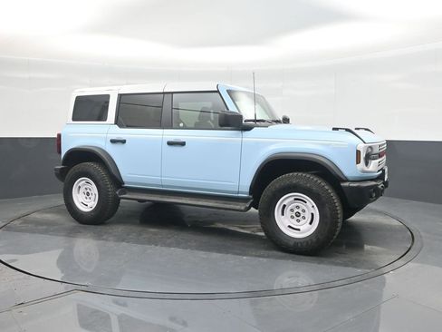 Certified 2025 Ford Bronco Heritage Edition image 11