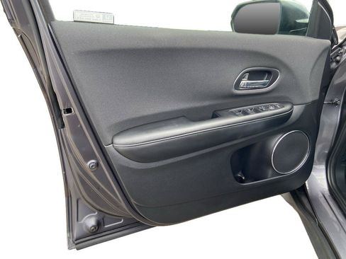 Used 2021 Honda HR-V EX image 6