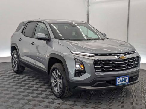 New 2026 Chevrolet Equinox LT image 8