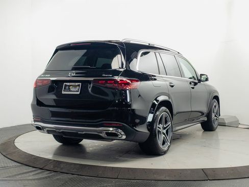 Used 2026 Mercedes-Benz GLS 450 4MATIC image 34