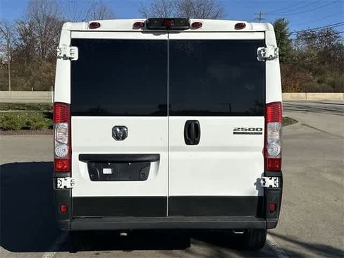 Used 2023 RAM ProMaster 2500 image 4