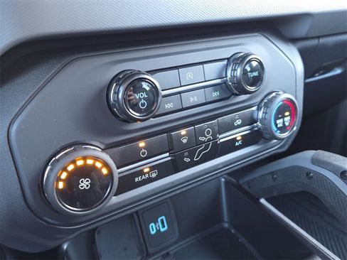 Used 2024 Ford Bronco Big Bend image 25