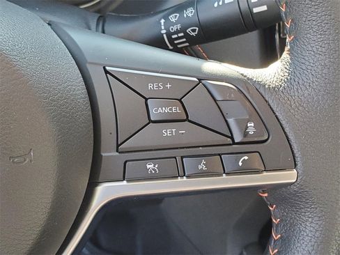 Certified 2024 Nissan Kicks SR w/ SR Premium Package image 20
