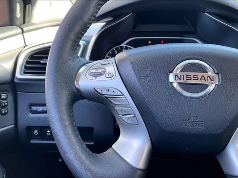 Used 2018 Nissan Murano Platinum FWD image 20