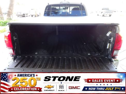 Used 2021 Toyota Tacoma SR5 RWD image 7