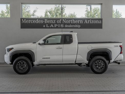 Used 2025 Toyota Tacoma PreRunner RWD image 2