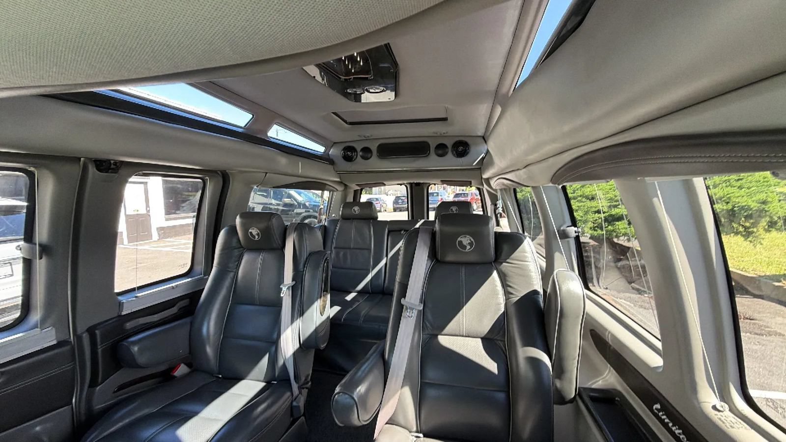 Used 2019 GMC Savana 2500 w/ Enhanced Convenience Package RWD image 51