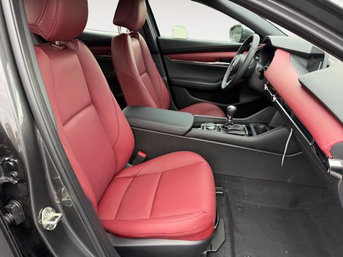 New 2026 MAZDA MAZDA3 2.5 S Hatchback w/ Premium Pkg FWD image 19
