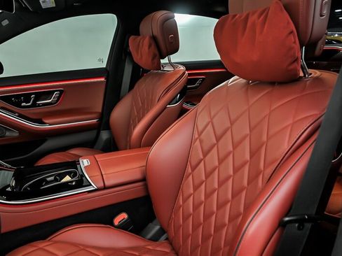 Used 2024 Mercedes-Benz S 580e 4MATIC Sedan image 19