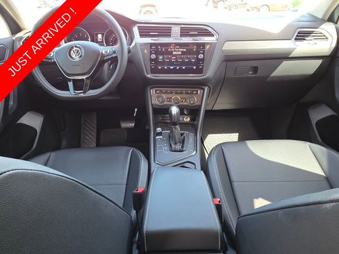 Used 2021 Volkswagen Tiguan SE FWD image 5