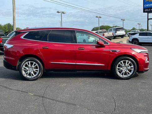 Used 2024 Buick Enclave Essence w/ Experience Buick Package AWD/4WD image 52