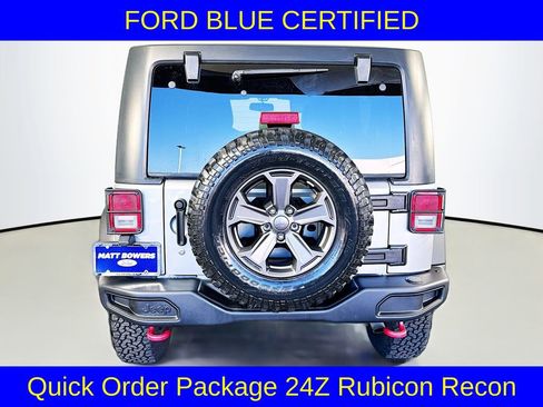 Used 2017 Jeep Wrangler Unlimited Rubicon image 6