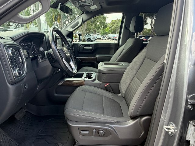 Used 2022 GMC Sierra 1500 Elevation w/ LPO, Elevation Black Package AWD/4WD image 12