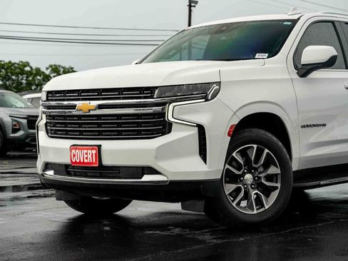 Used 2021 Chevrolet Suburban LT RWD image 7