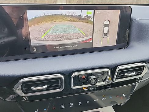 New 2026 Nissan Sentra SL w/ Floor Mat Package FWD image 15