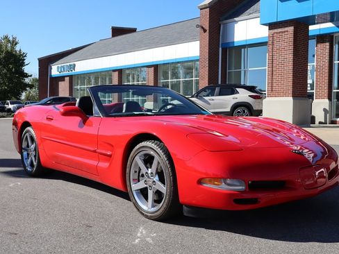 Used 2000 Chevrolet Corvette Convertible image 4