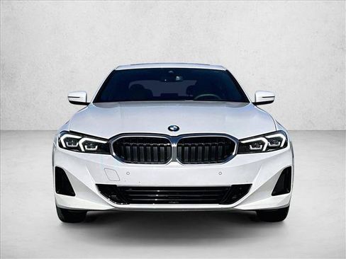 Used 2026 BMW 330i Sedan RWD image 3