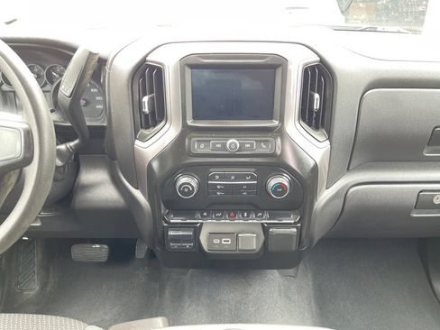 Used 2021 Chevrolet Silverado 1500 Custom AWD/4WD image 21