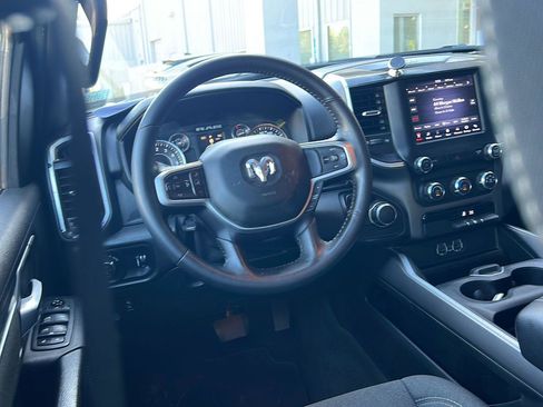 Used 2021 RAM 1500 Big Horn RWD image 15